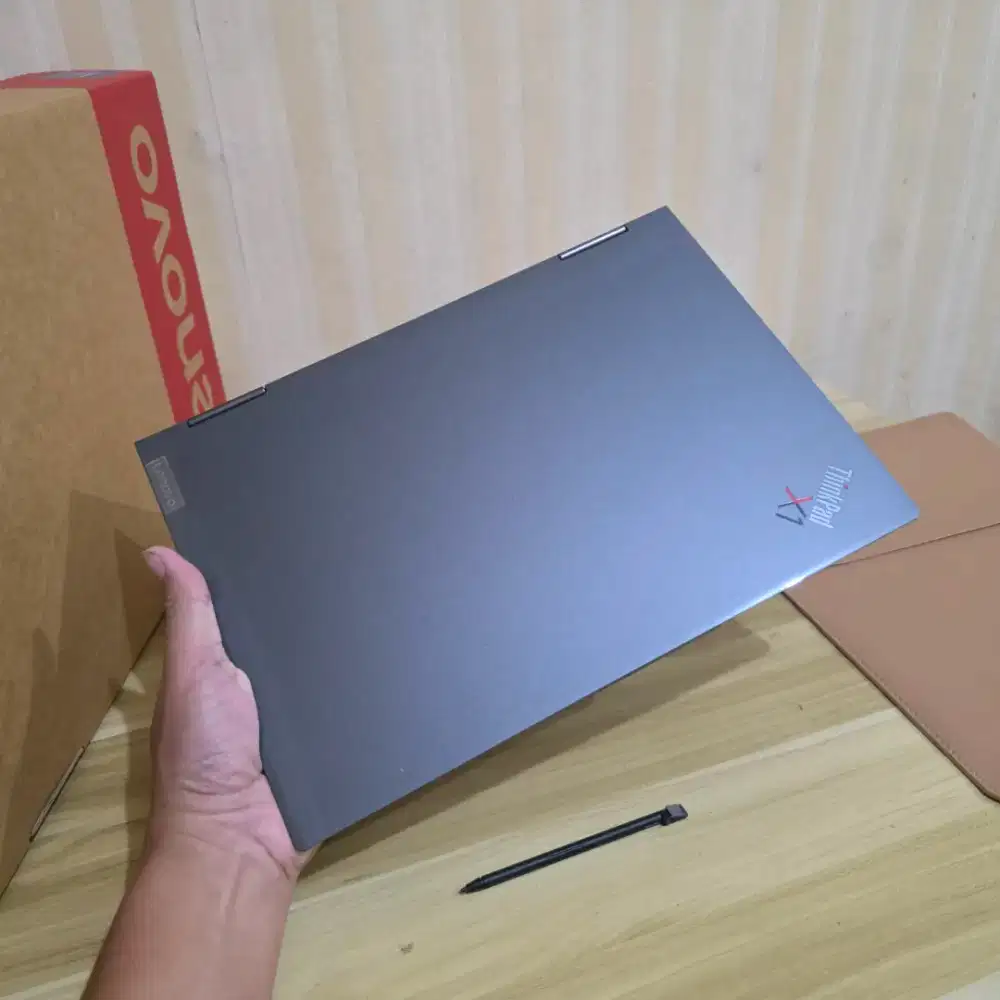 Laptop Thinkpad X1 Yoga i7 Vpro ram 32gb Touch mrp Yoga Spectre x360