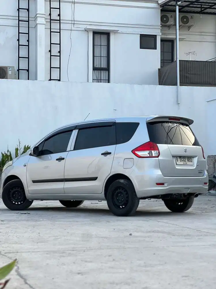 Suzuki Ertiga 2013 Bensin