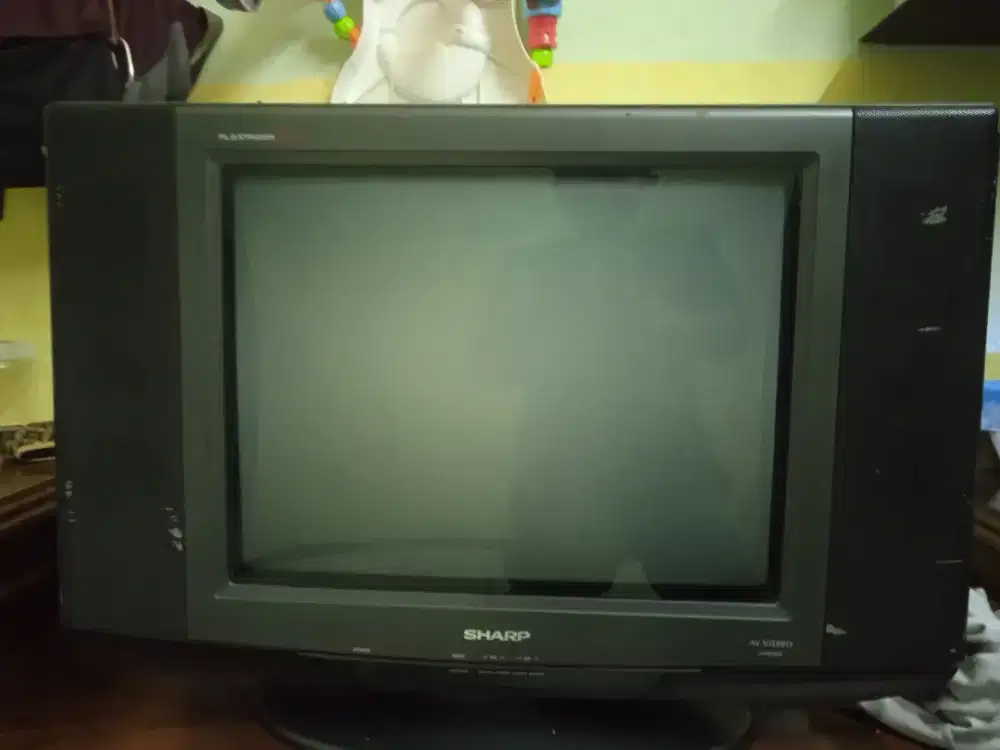 TV Sharp Bekas dan set box