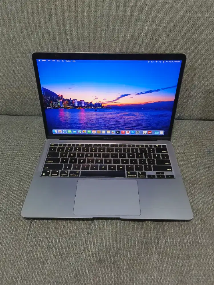 MacBook Air M1 Retina 13in 2020 Non Box
Chip Apple M1
Ram 8 / 256 GB