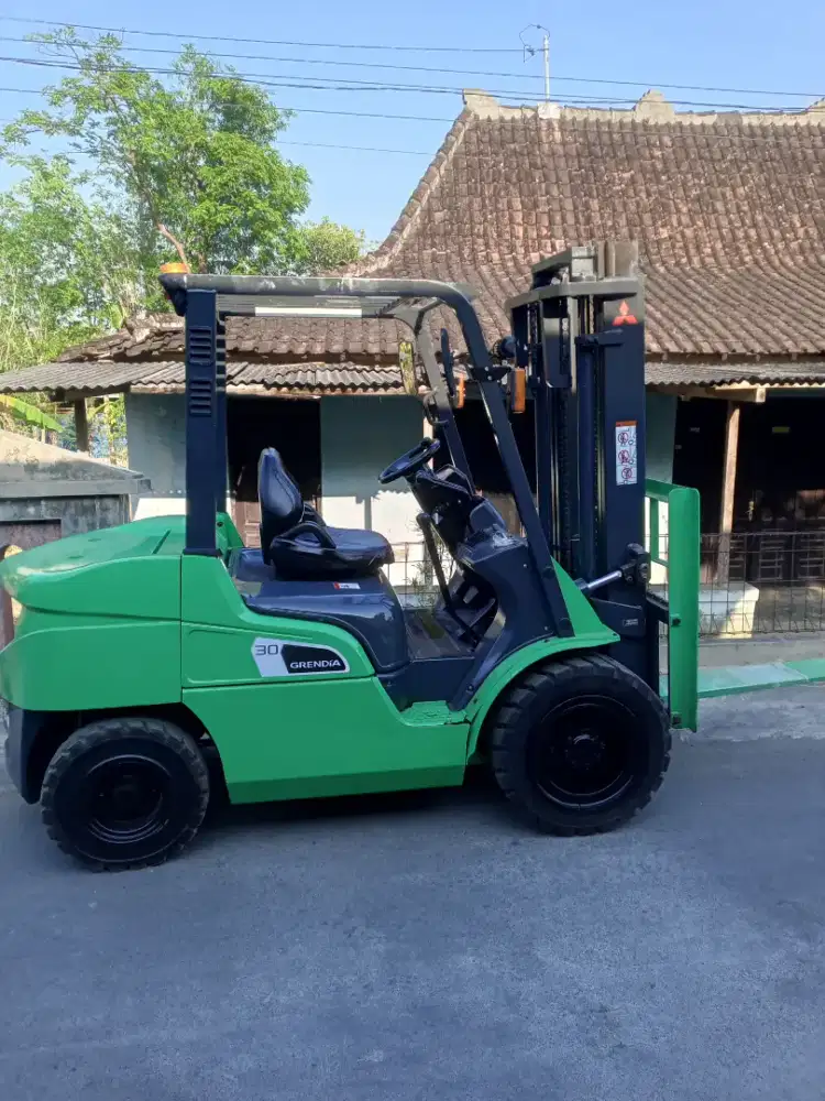 Forklift 3 Ton Mitsubishi Grendia Diesel