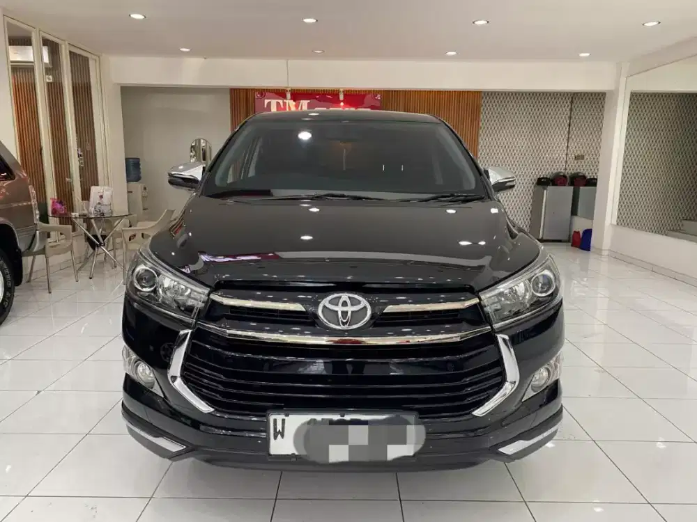 Toyota Innova venturer 2020 AT 2.0 super istimewa