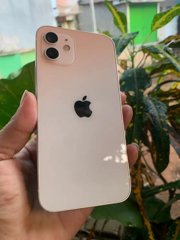 iPhone 12 128GB Nominus