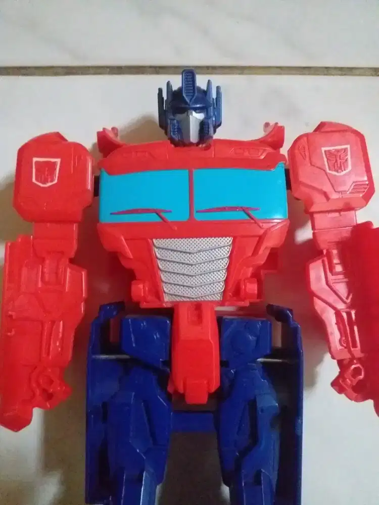 Transformer optimus prime