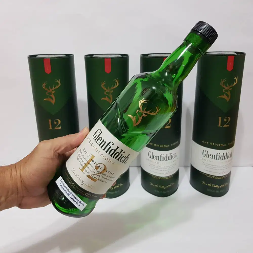Botol Kosong SiGlen 12 Koleksi Botol Antik 700ml Dekorasi Kamar