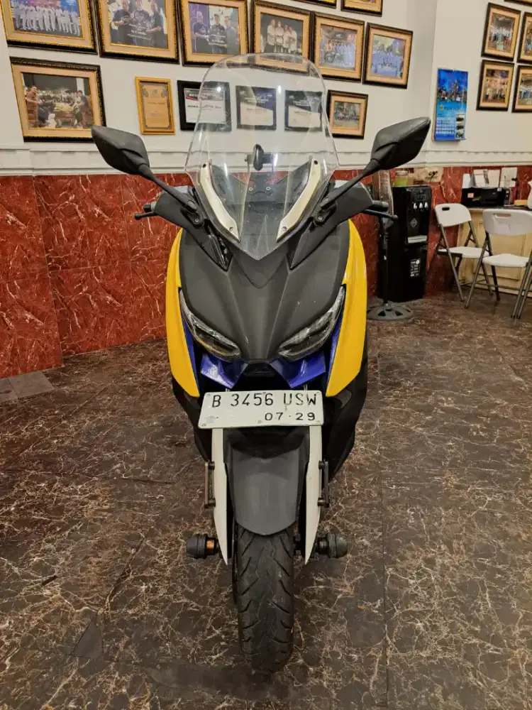 DP PROMO XMAX 250CC TH 2017 ABS TCS AMAN OLI SUDAH GANTI BARU PAJAK ON