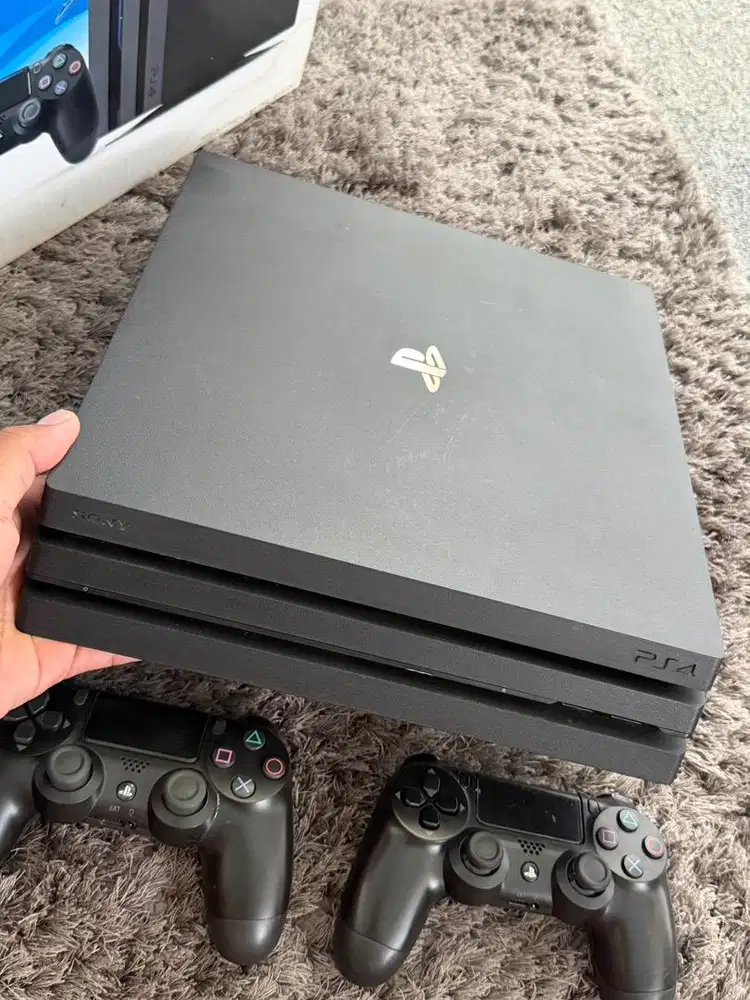 Playstation 4 PRO 1 Tera 63 game permanen Jual Murah Semua Normal BJM