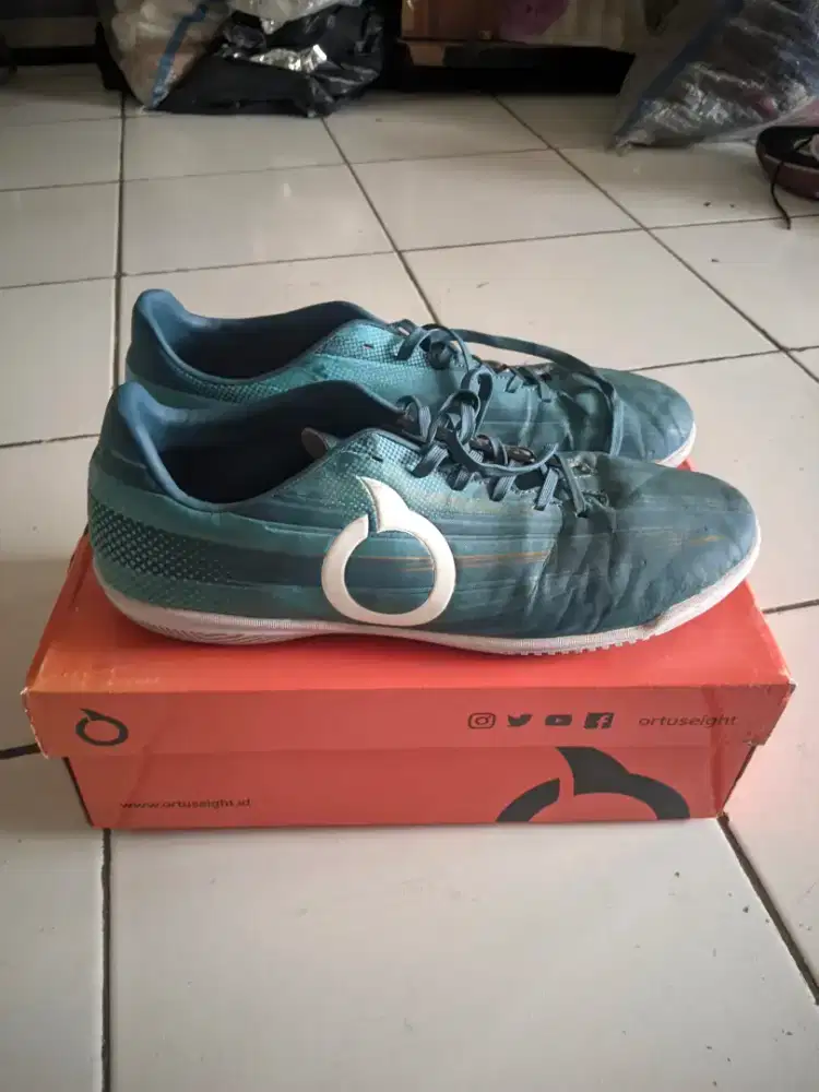 sepatu futsal ortus ori uk 44