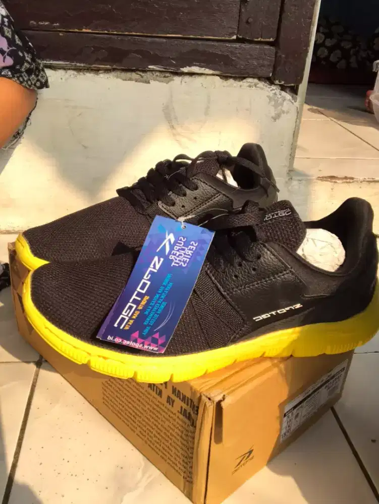 Jual sepatu ce/co