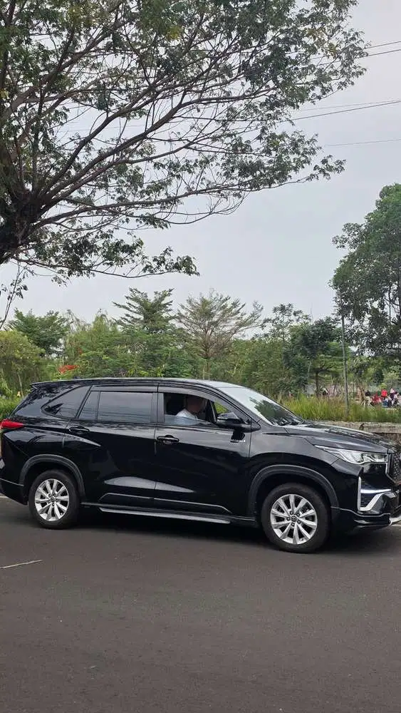 Toyota Kijang Innova 2023 Hybrid