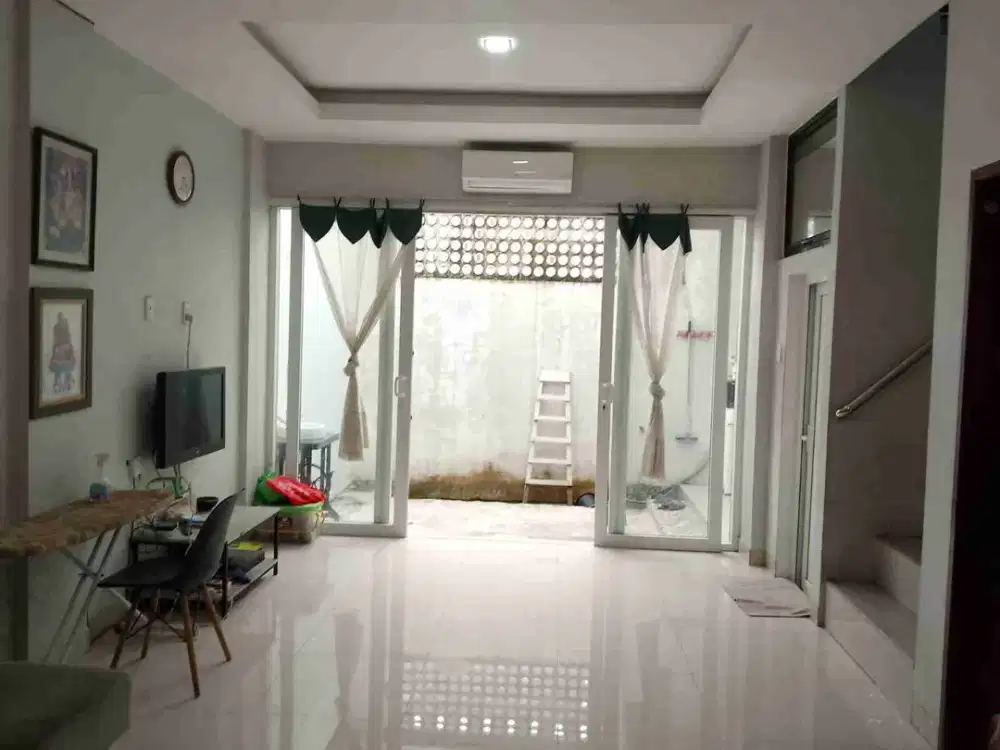 dijual cepat rumah siap huni