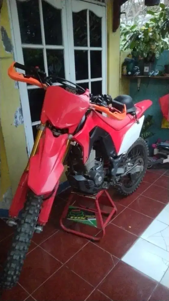 CRF SIAP GAS ASPAL OR BECEK
