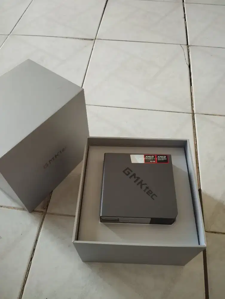 Mini PC EVO-X1 GMKtec Rayzen AI 9 HX-370