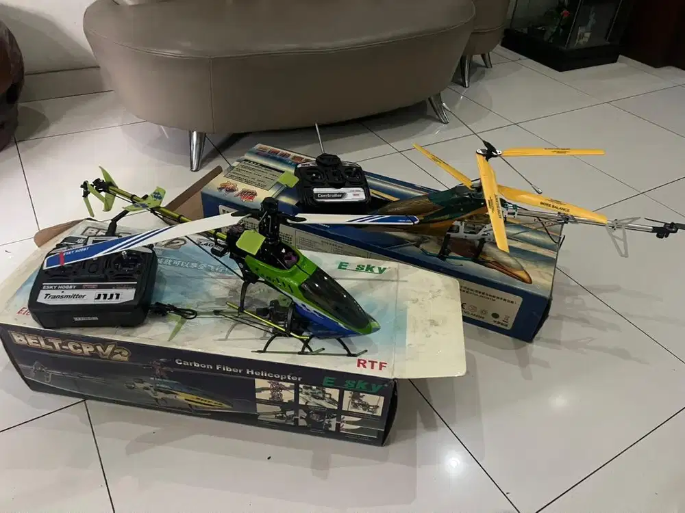 2 unit Helicopter Rc remote E SKY
