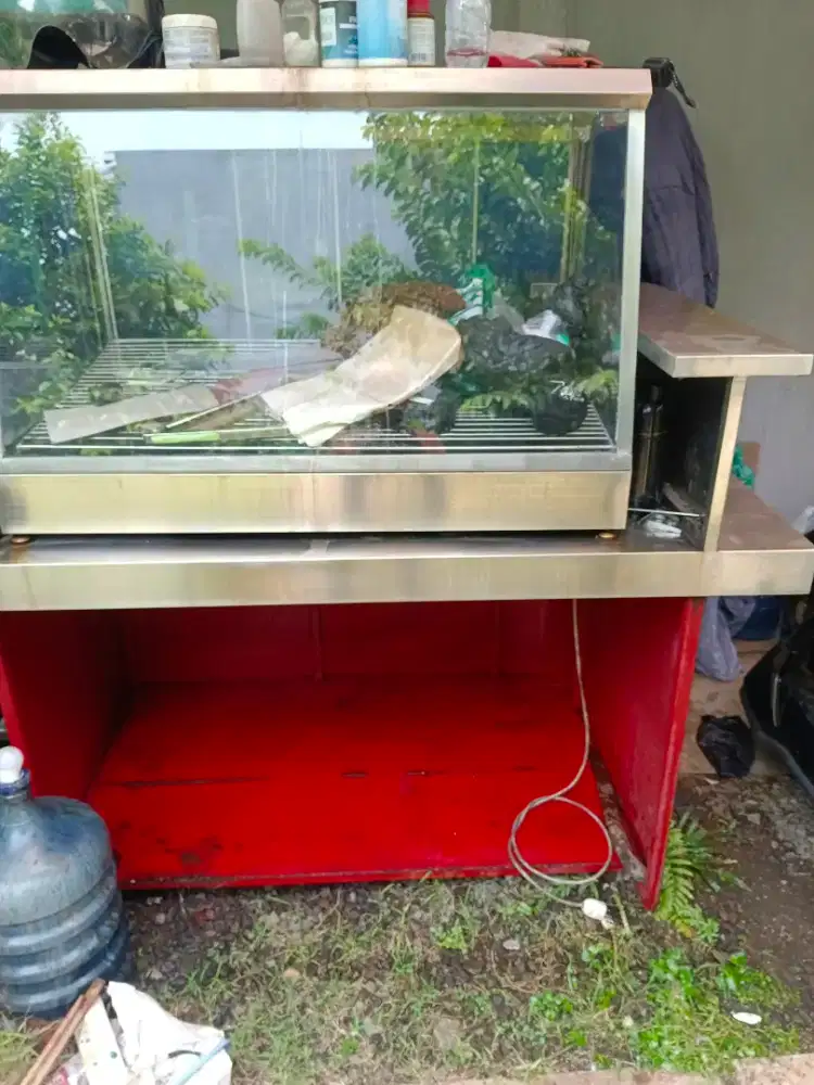 Booth jualan Fried Chicken
