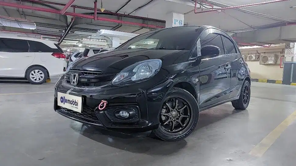 DP 7, JT Honda Brio Satya 1.2 E Bensin-AT Hitam 2017