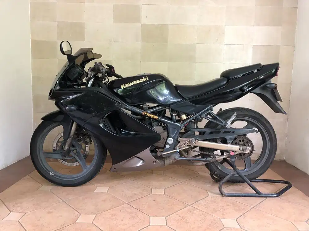 Kawasaki Ninja 150RR 2008