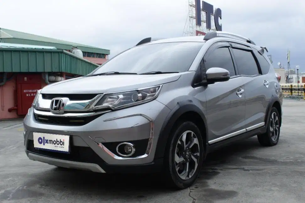 DP 8, JT Honda BR-V 1.5 E Bensin-AT Abu 2017