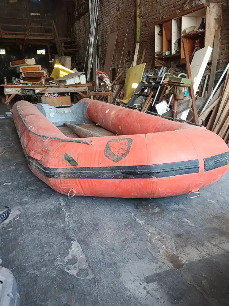 Perahu karet sar heavy duty 10 org