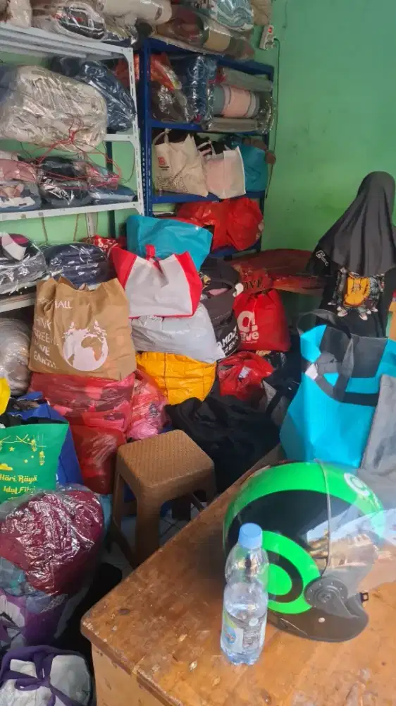 Laundry , menyuci pakaian dgn mesin cuci