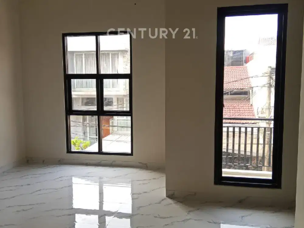 Rumah Baru Lokasi Tidak Banjir Dikelapa Gading.