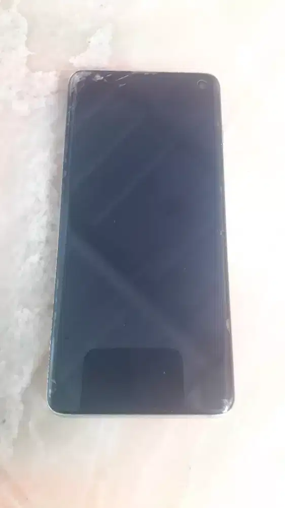 Samsung S10 8/128GB