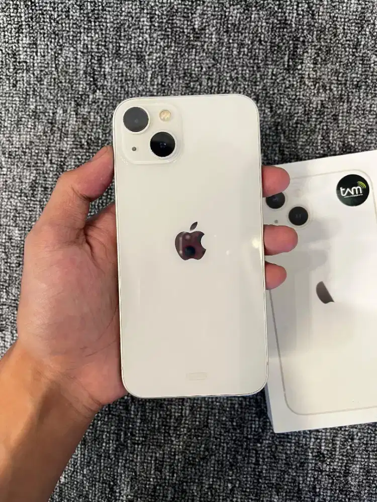 iPhone 13 Basic 128GB Starlight iBox