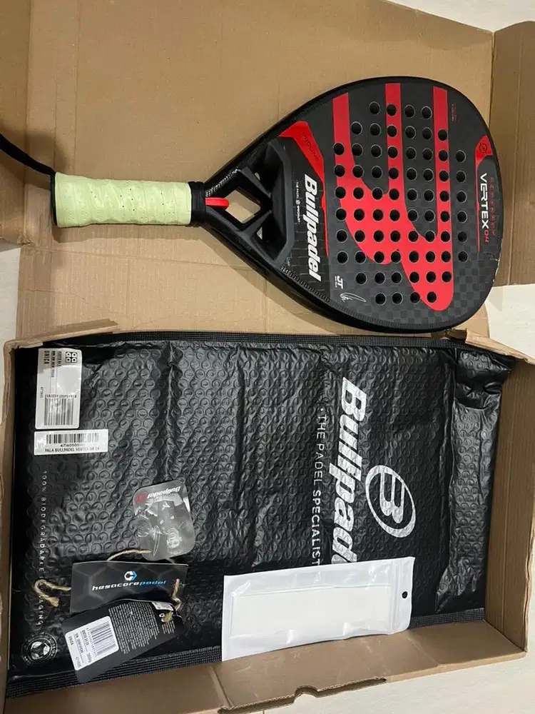 Bullpadel vertex 04 2024 pemakaian 1 bulan