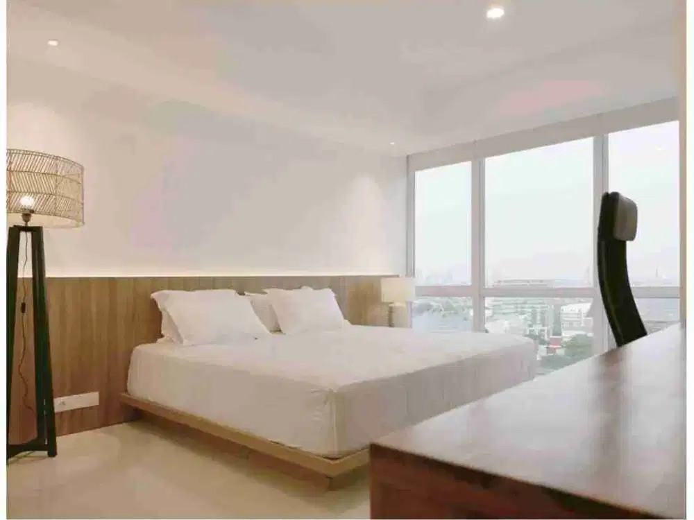 Di jual cepat unit 2 bedroom Besar tower 3 URESIDENCE Apartment