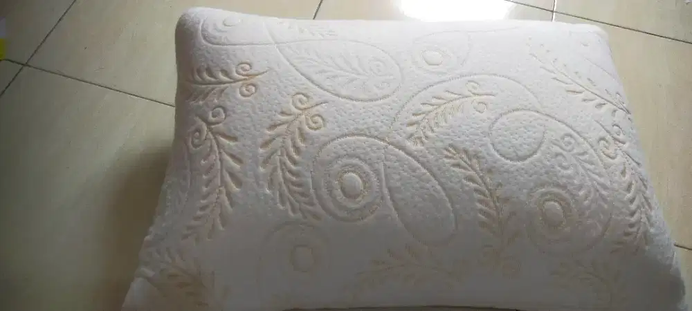 Bantal Isi an Busa Latek.