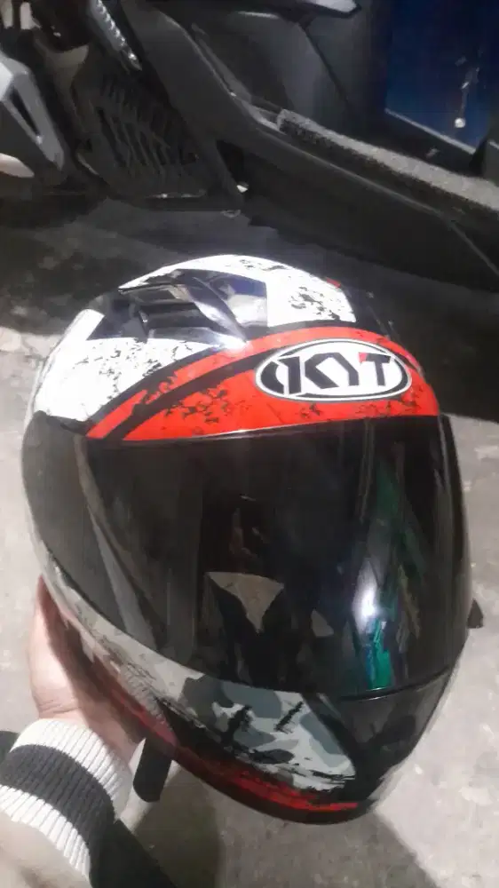 Jual helm r 10 minus pemakaian