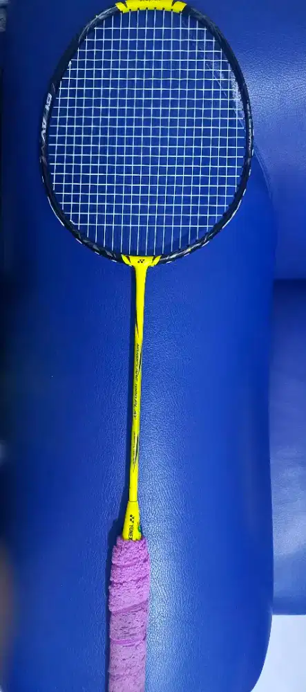 Raket Yonex 1000 Play