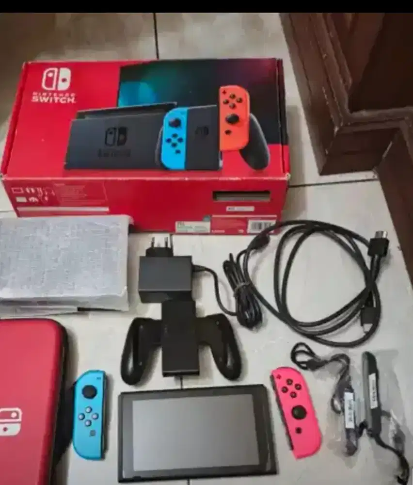 Nintendo switch v2 full games 64 gb