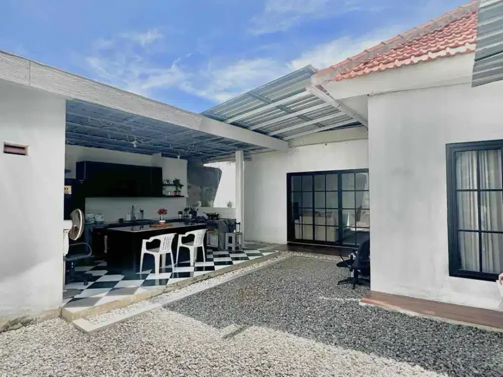 Rmh (10x26) di medokan Rungkut