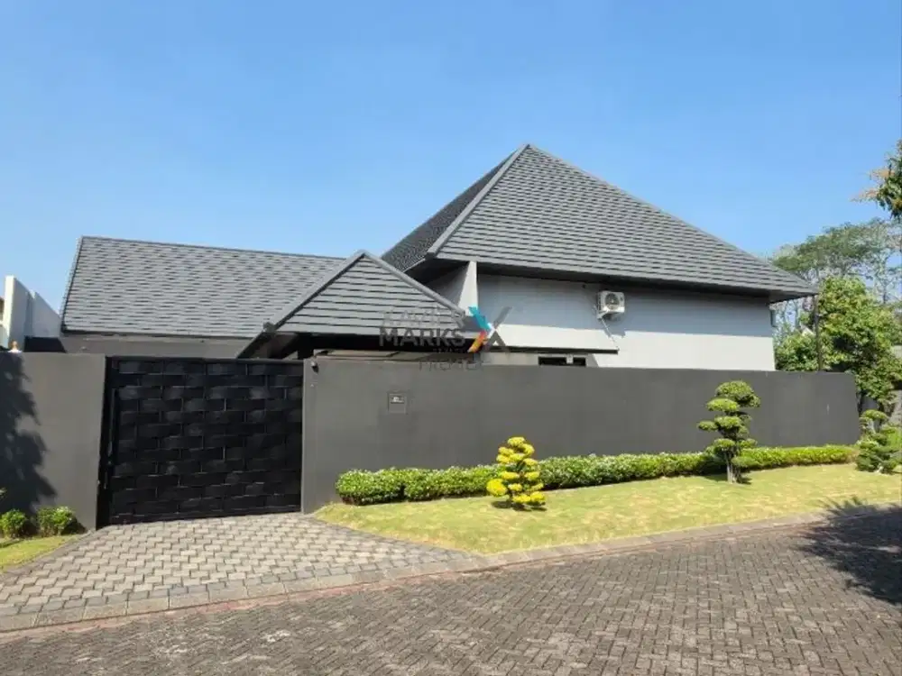 Rumah Hook Full Furnished Di Private Cluster Araya Golf, Malang