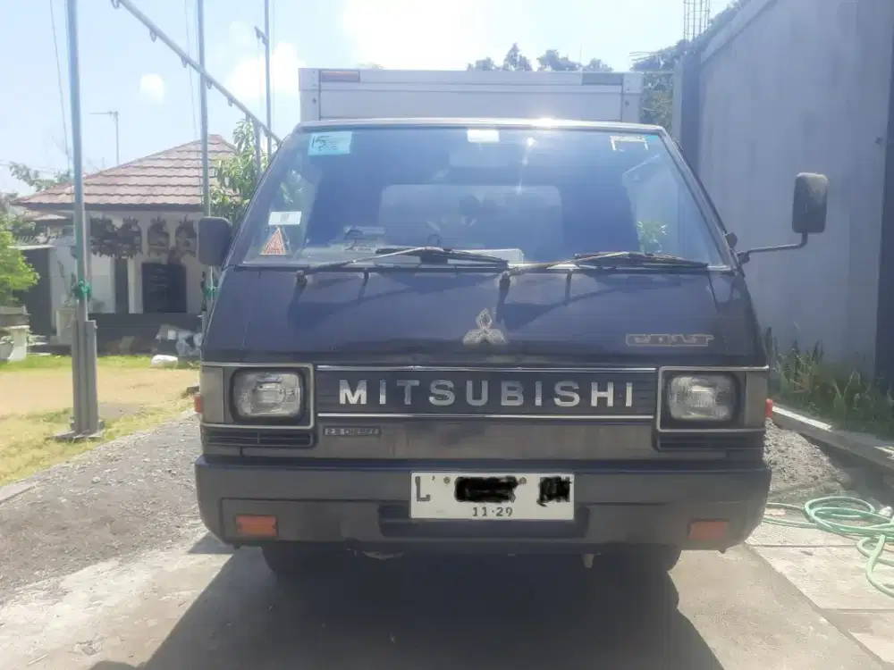 Mitsubishi L300 PU Box 2004