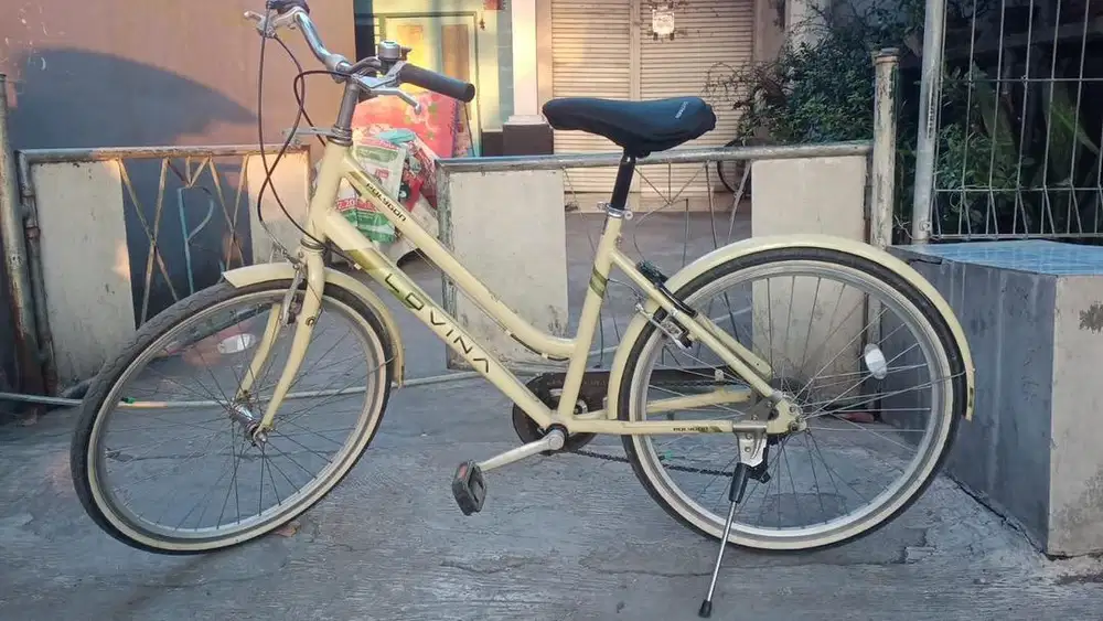 FORSALE CITY BIKE POLYGON LOVINA