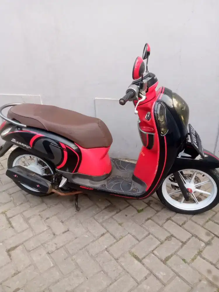 Dijual motor Scoopy 2013