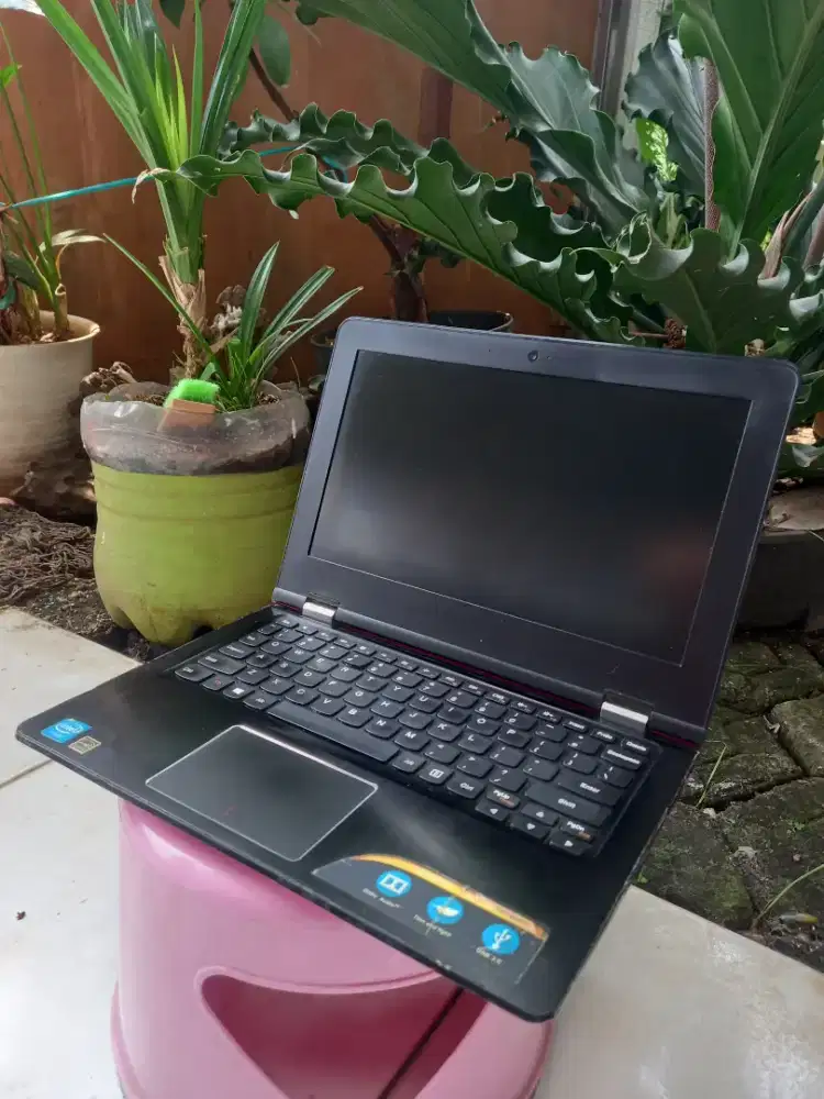 Laptop Lenovo sdh SSD