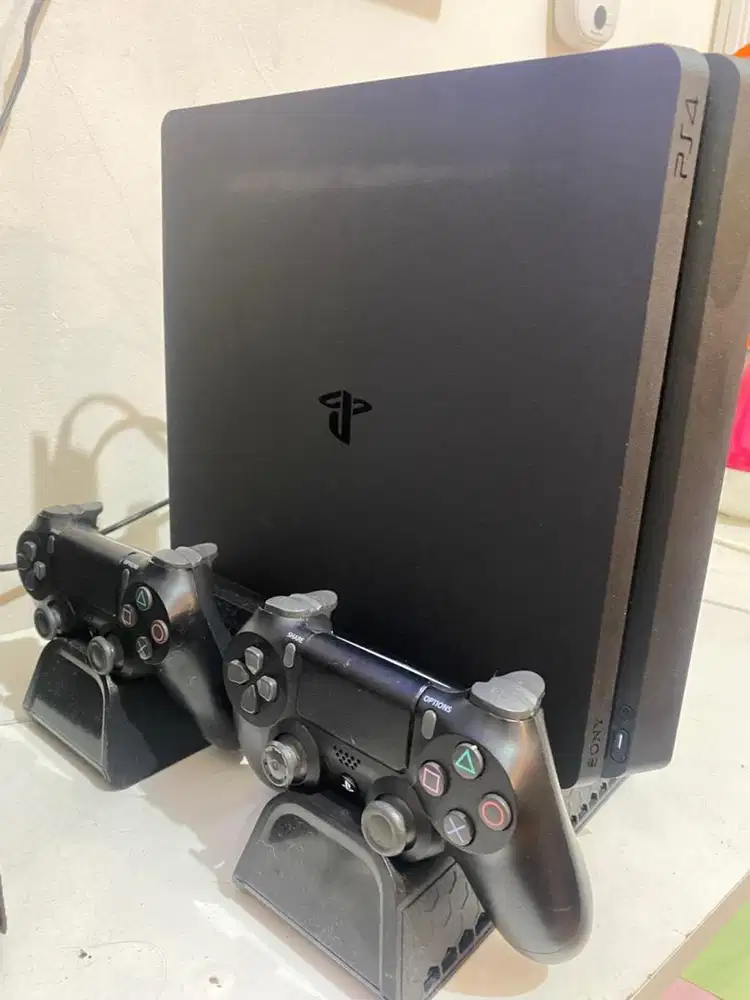 dijual ps 4 slim 1 tb