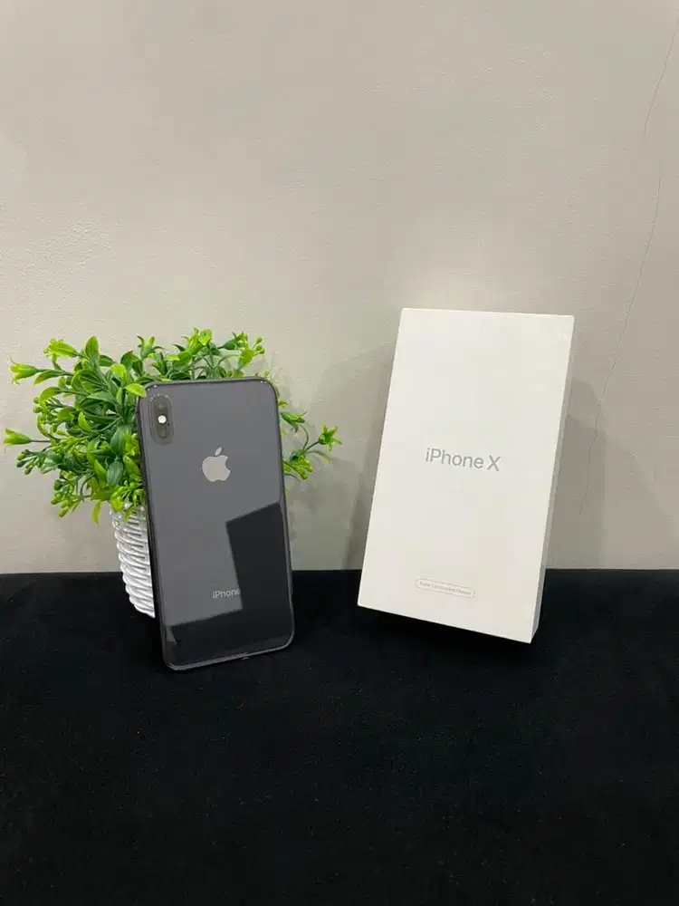 IPhone X 256GB Gray mulus Fullset BH 100% Sinyal Permanent