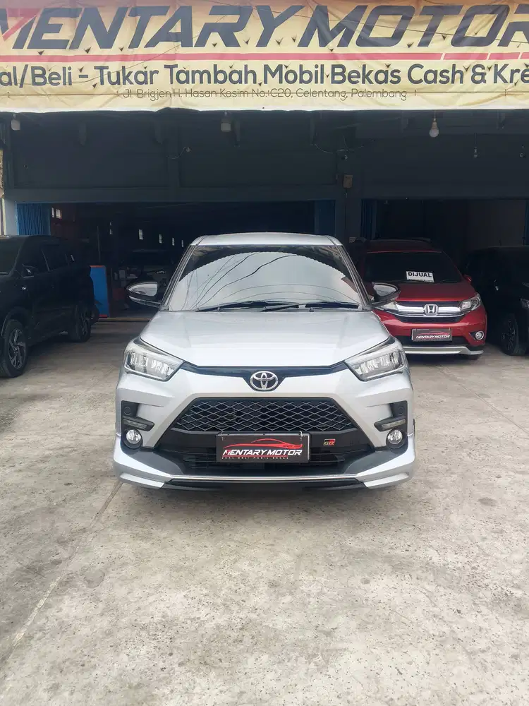 [KM 17RB] Toyota Raize GR Sport 1.0 CVT Automatic 2024 Silver Metalik