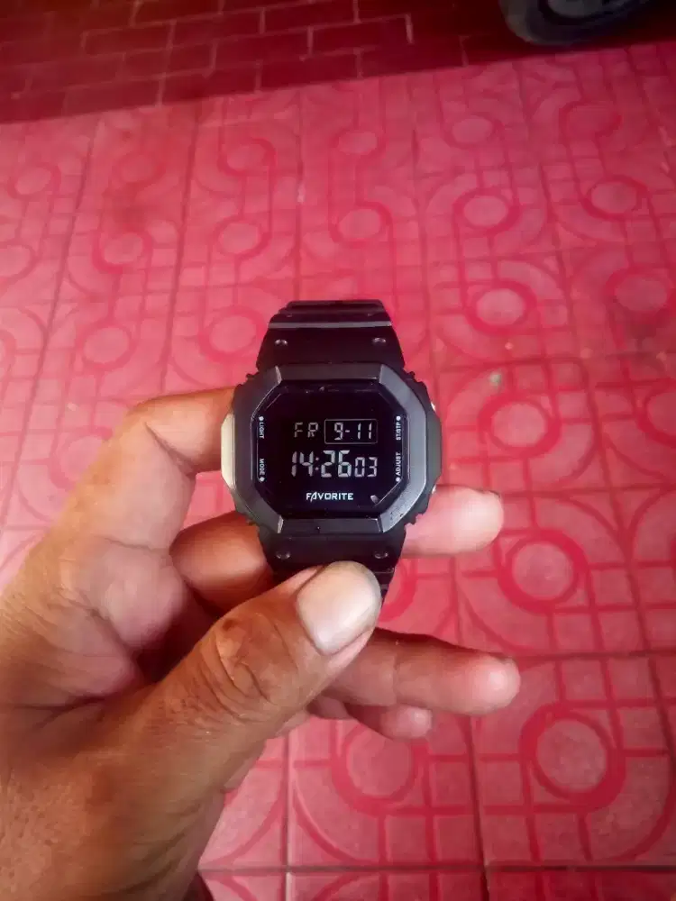Jam Tangan FAVORITE ( Bisa Nego )