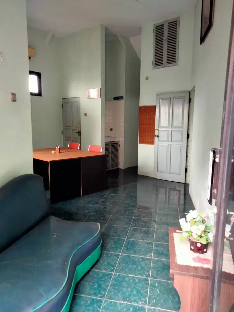 Disewakan Rumah utk KANTOR Asri SemiFurnished Dekat Plaza JambuDua Bgr