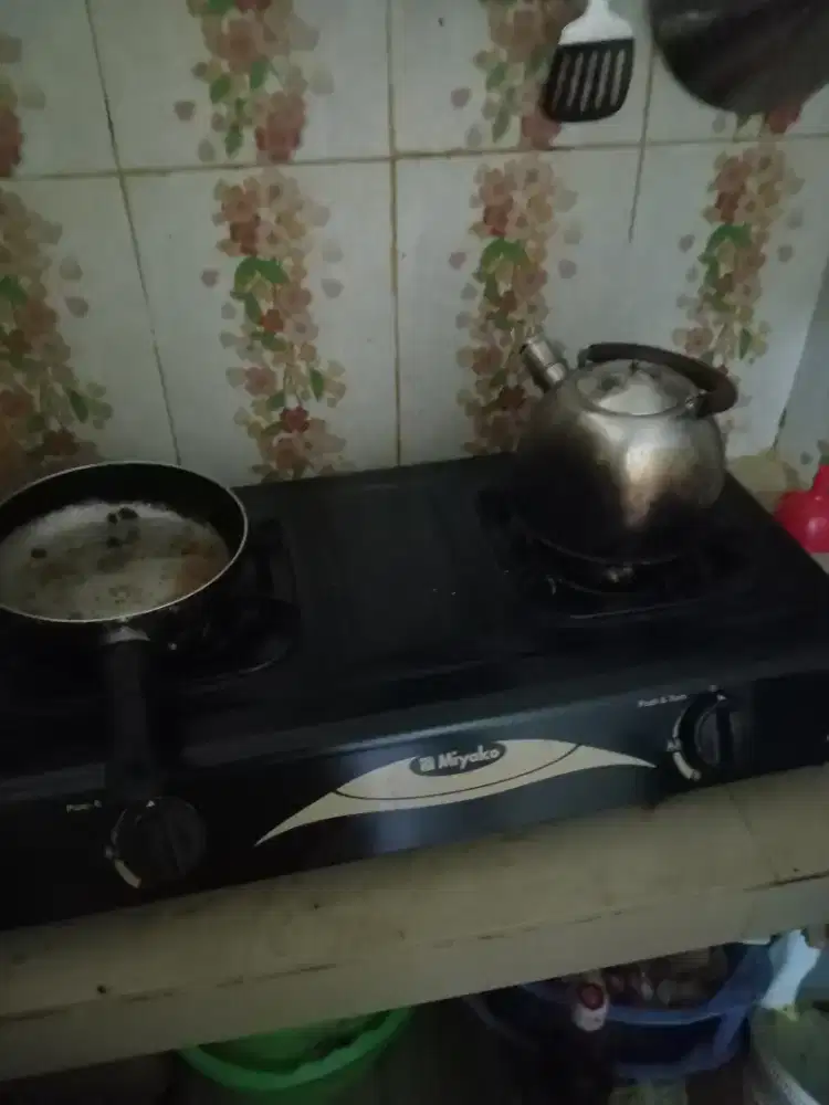 Di jual kompor gas miyako 2 tungku