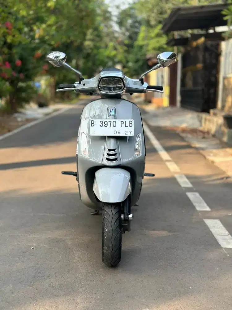 VESPA SPRINT 150 IGET ABS 2023 ABU - TERMURAH SEINDONESIA