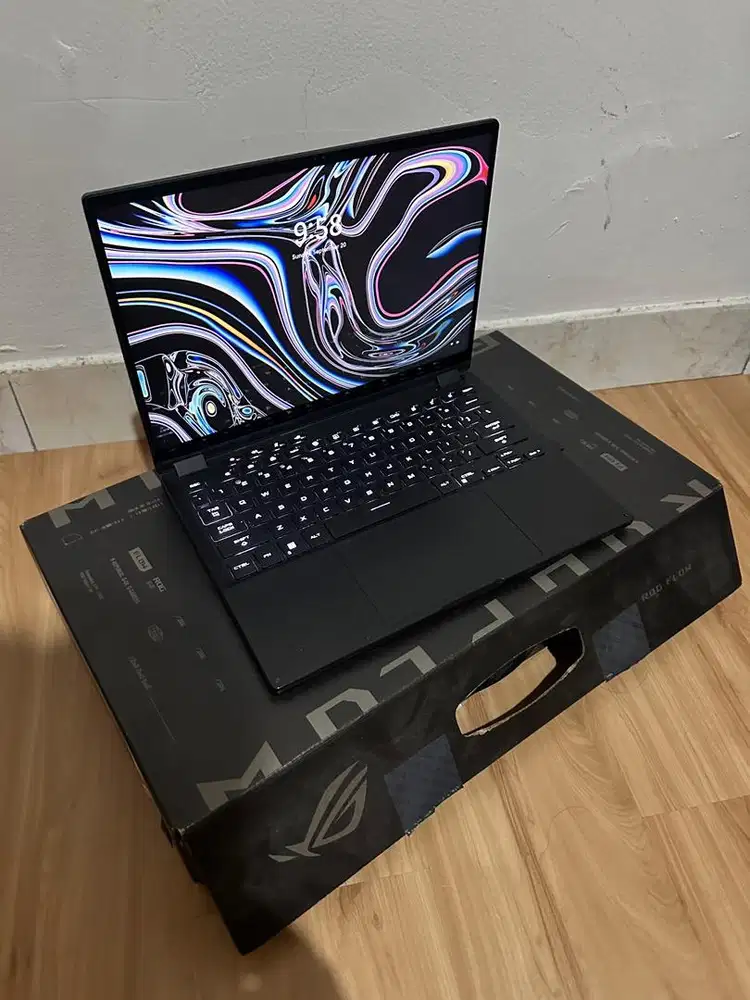Laptop ROG Flow X13 Ryzen 9 16GB RAM / 512GB Touch Screen