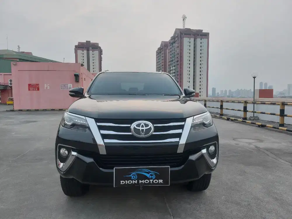 Toyota Fortuner SRZ 2.7 AT Bensin
