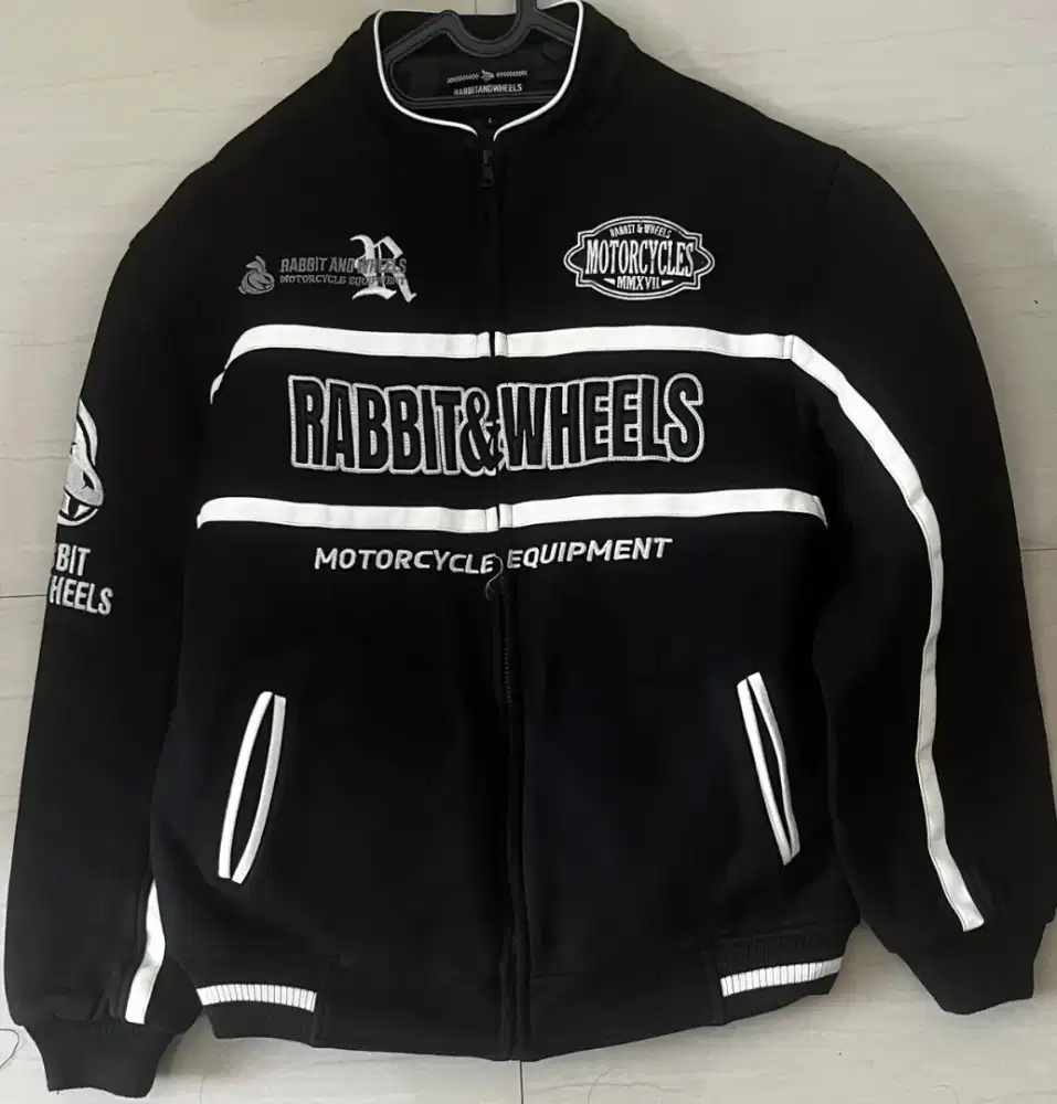 Jaket Preloved Rabbits & Wheels