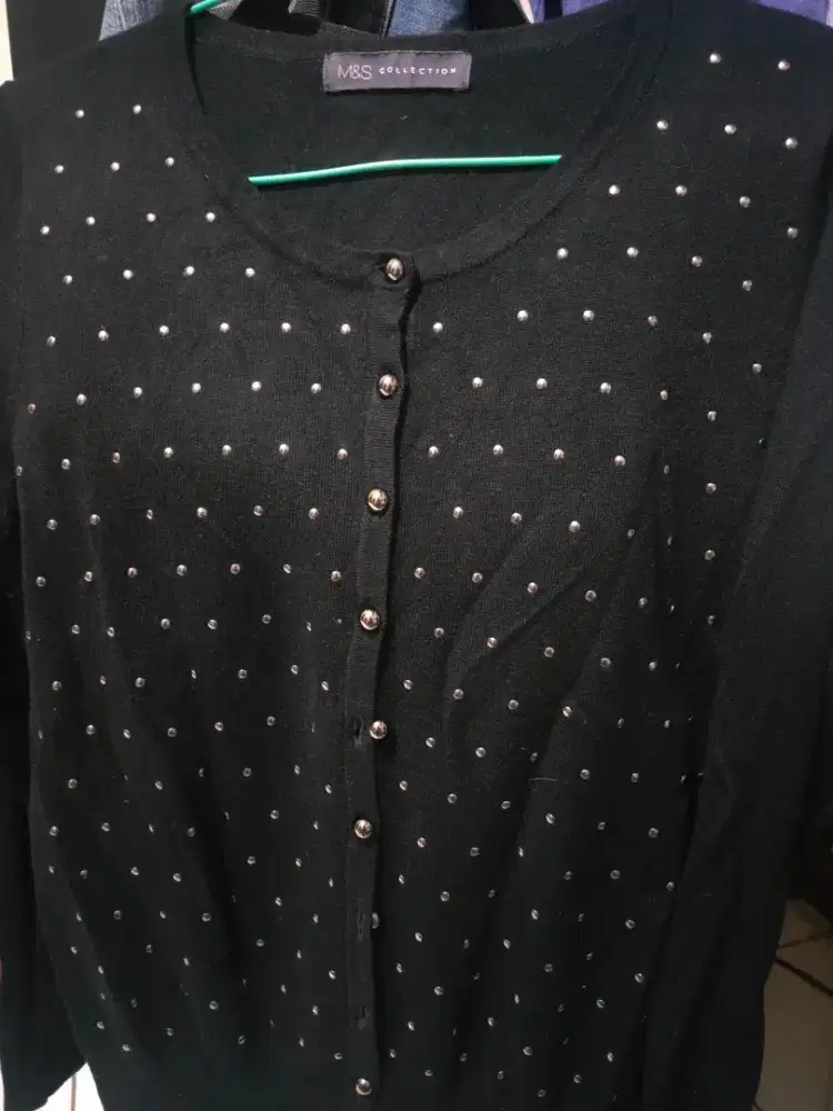Cardigan hitam M&S